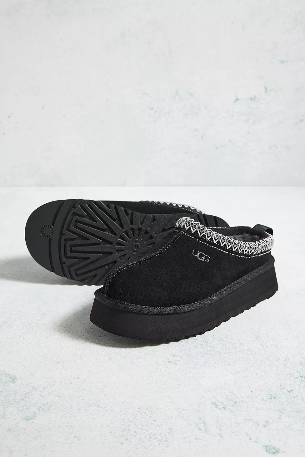 UGG Black Tazz Slippers (UK size)